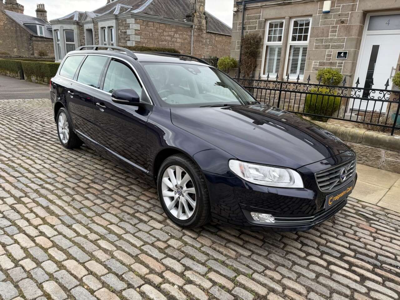 2015 VOLVO V70 2015 VOLVO V70