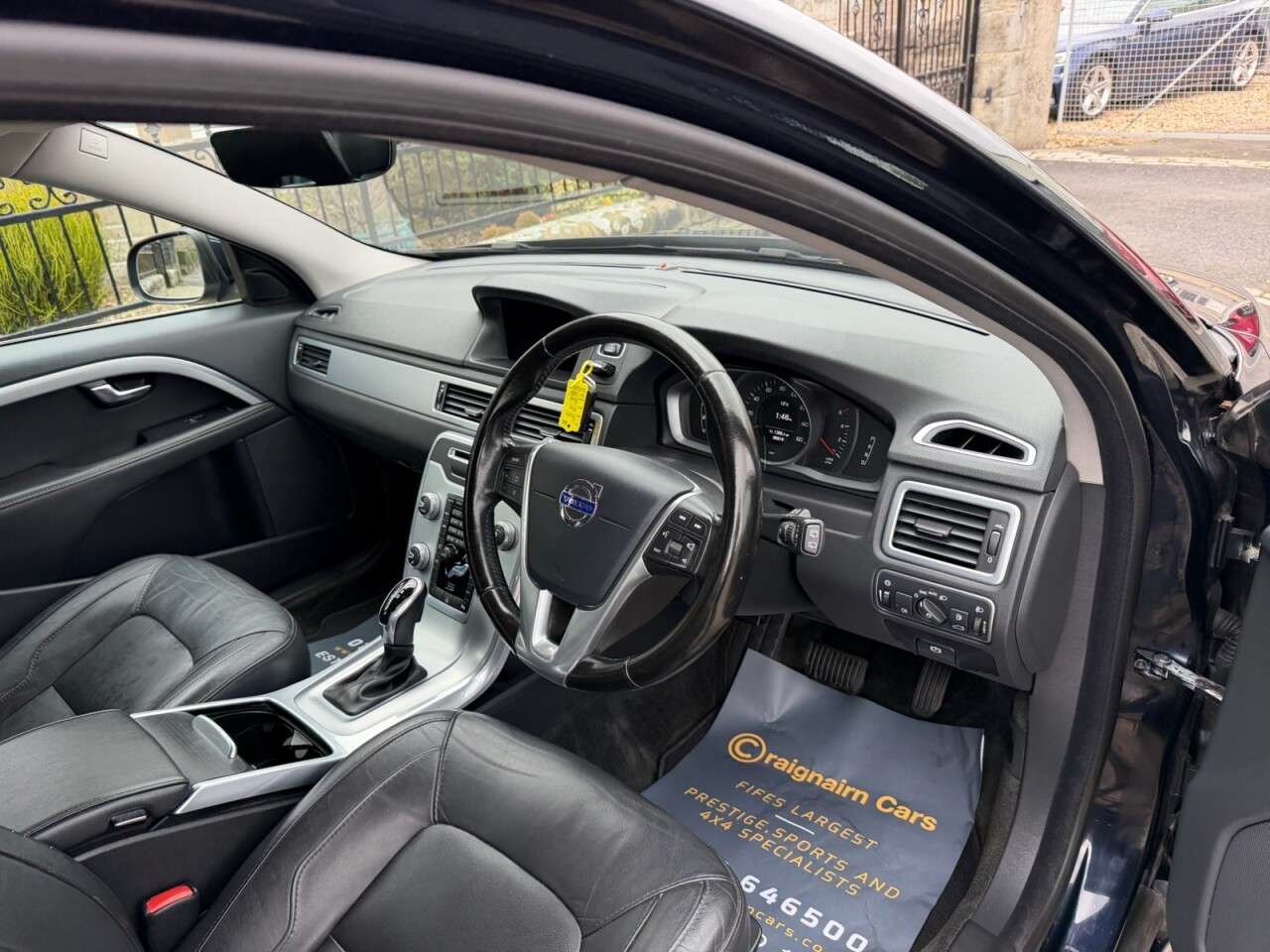 2015 VOLVO V70 2015 VOLVO V70