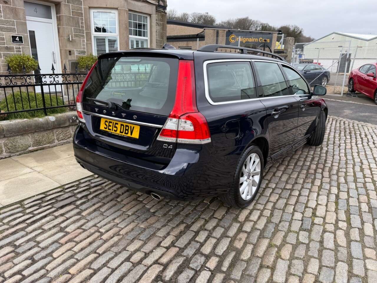 2015 VOLVO V70 2015 VOLVO V70