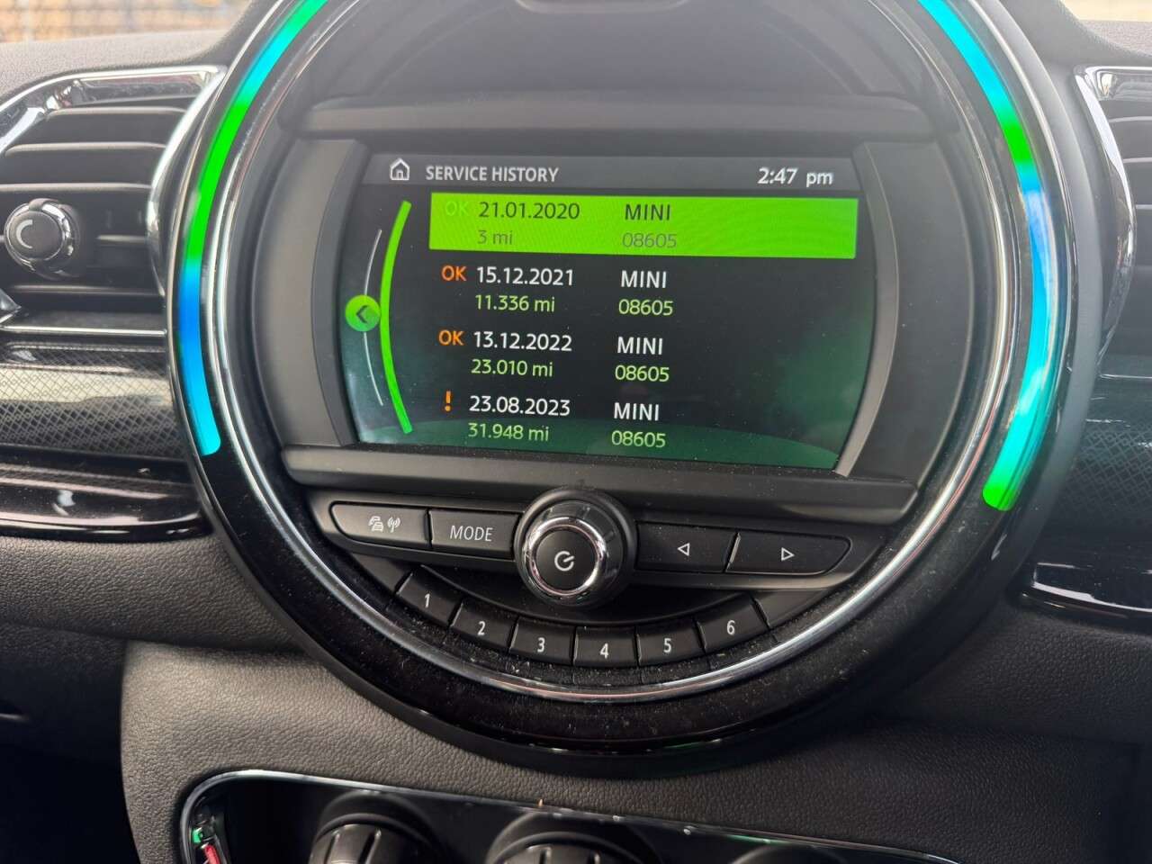 2019 MINI CLUBMAN 2019 MINI CLUBMAN