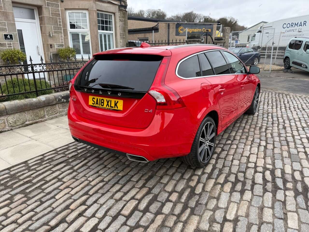 2018 VOLVO V60 2018 VOLVO V60