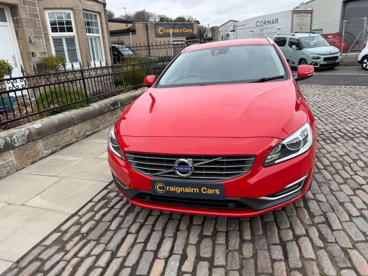 2018 VOLVO V60 2018 VOLVO V60