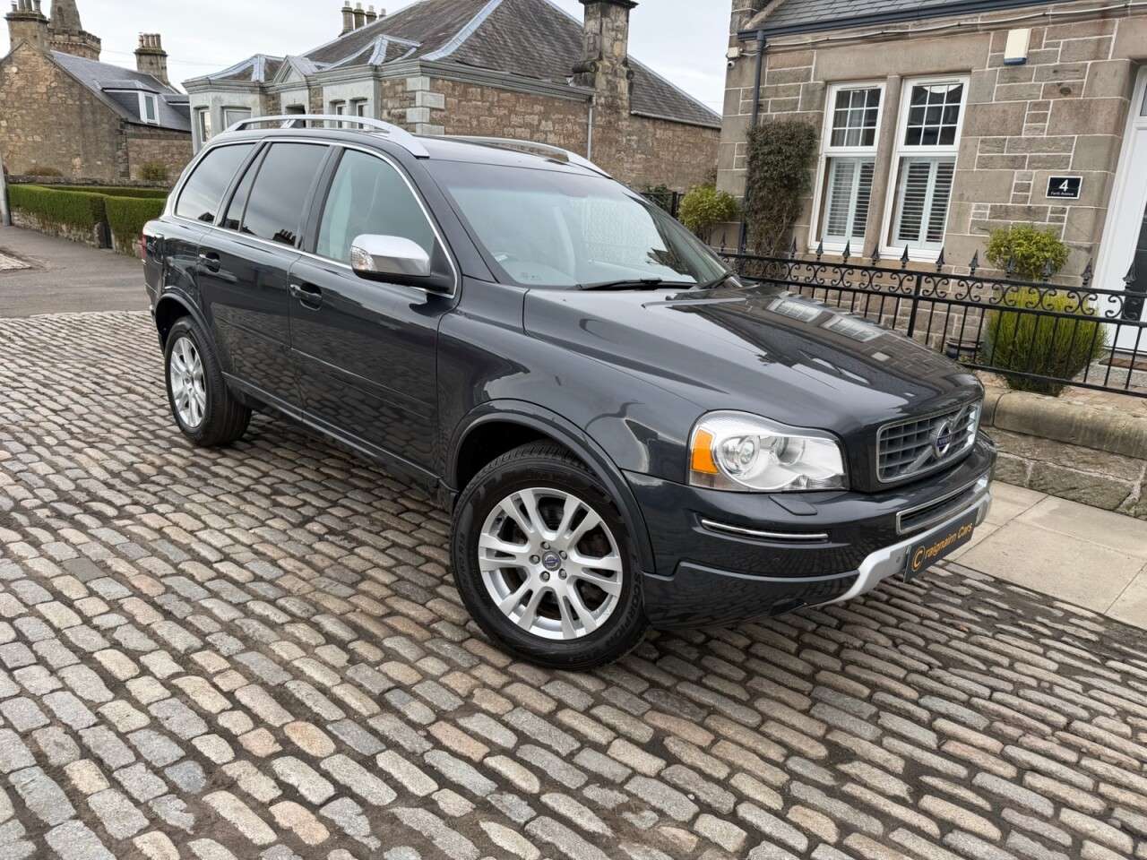 A 2012 VOLVO XC90 2.4 D5 SE Lux SUV 5dr Diesel Geartronic 4WD Euro 5 (200 ps) A 2012 VOLVO XC90 2.4 D5 SE Lux SUV 5dr Diesel Geartronic 4WD Euro 5 (200 ps)