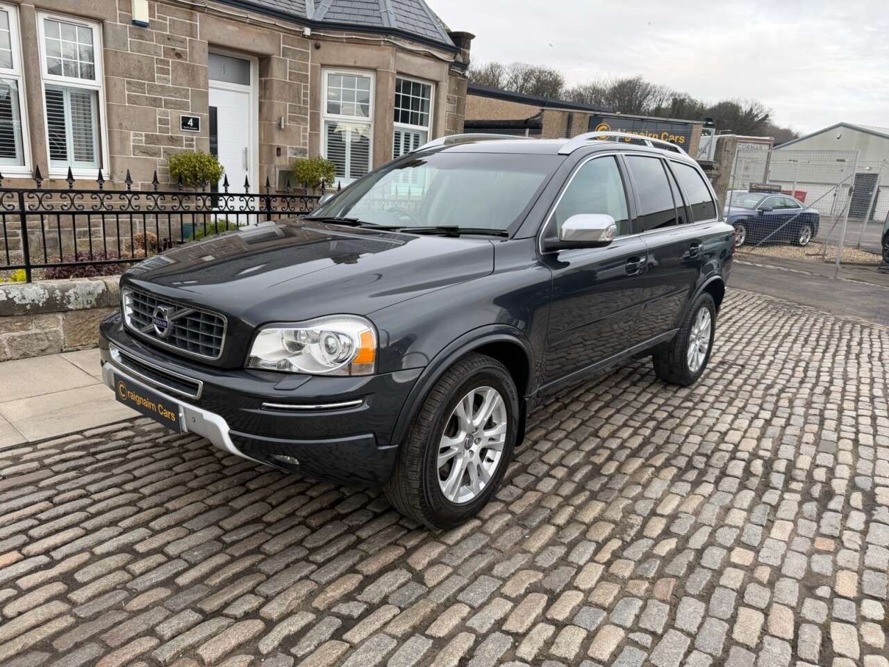 A 2012 VOLVO XC90 2.4 D5 SE Lux SUV 5dr Diesel Geartronic 4WD Euro 5 (200 ps) A 2012 VOLVO XC90 2.4 D5 SE Lux SUV 5dr Diesel Geartronic 4WD Euro 5 (200 ps)