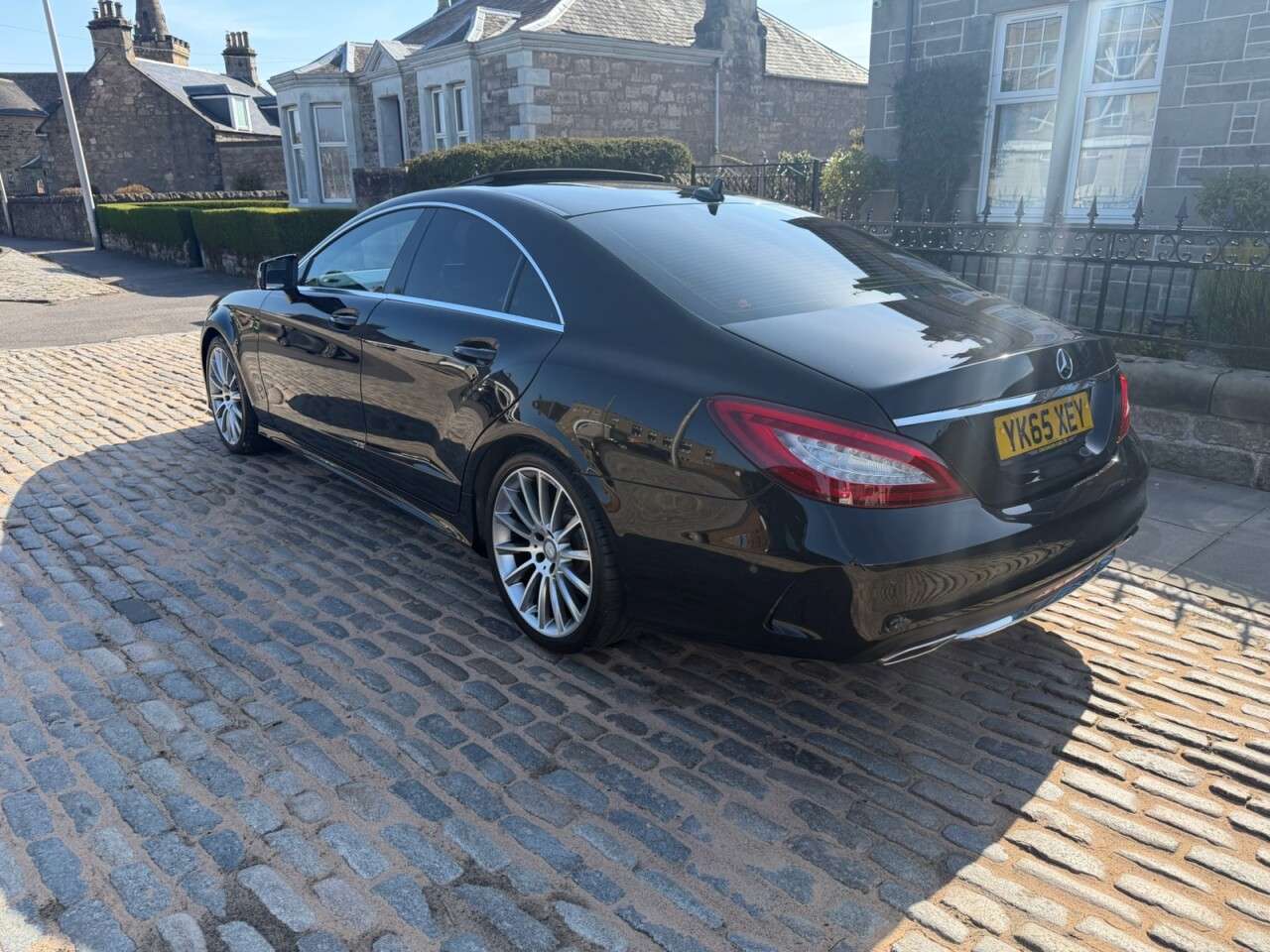 A 2015 MERCEDES-BENZ CLS 2.1 CLS220d AMG Line (Premium) Coupe 4dr Diesel G-Tronic+ Euro 6 (s/s) (177 A 2015 MERCEDES-BENZ CLS 2.1 CLS220d AMG Line (Premium) Coupe 4dr Diesel G-Tronic+ Euro 6 (s/s) (177