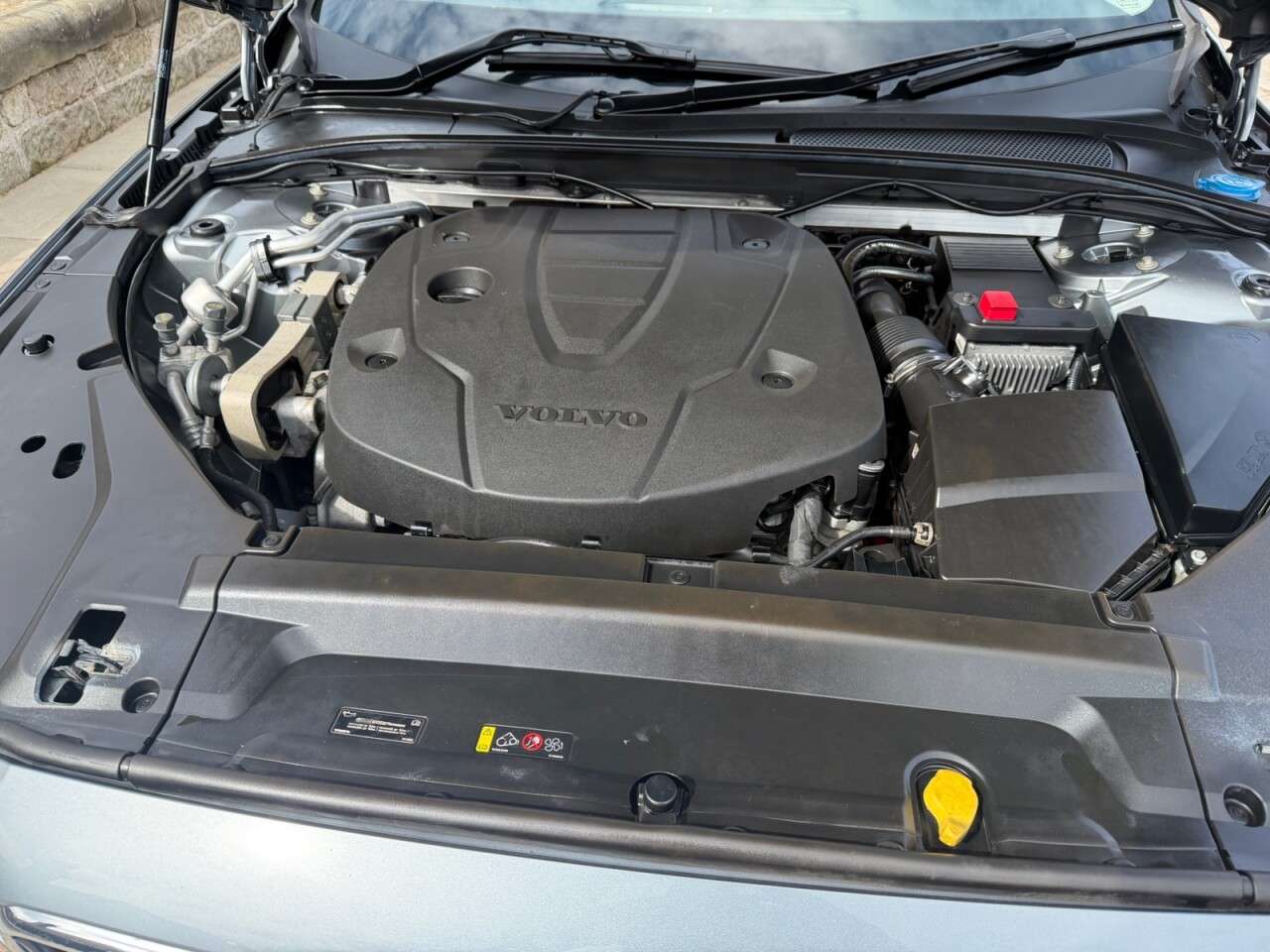 2017 VOLVO S90 2017 VOLVO S90