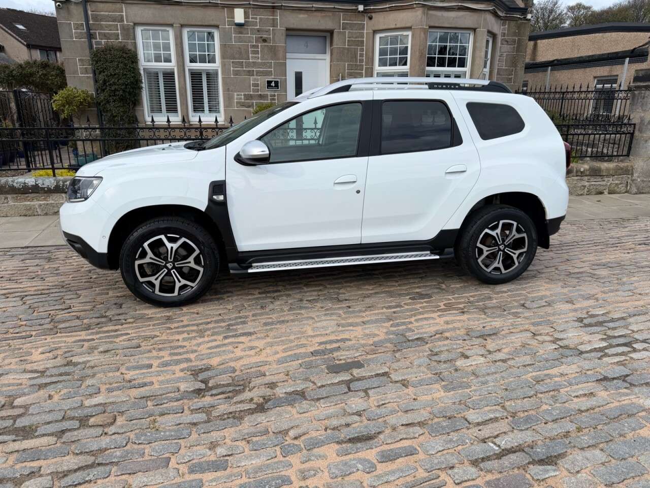 A 2019 DACIA DUSTER 1.6 SCe Prestige SUV 5dr Petrol Manual Euro 6 (s/s) (115 ps) A 2019 DACIA DUSTER 1.6 SCe Prestige SUV 5dr Petrol Manual Euro 6 (s/s) (115 ps)