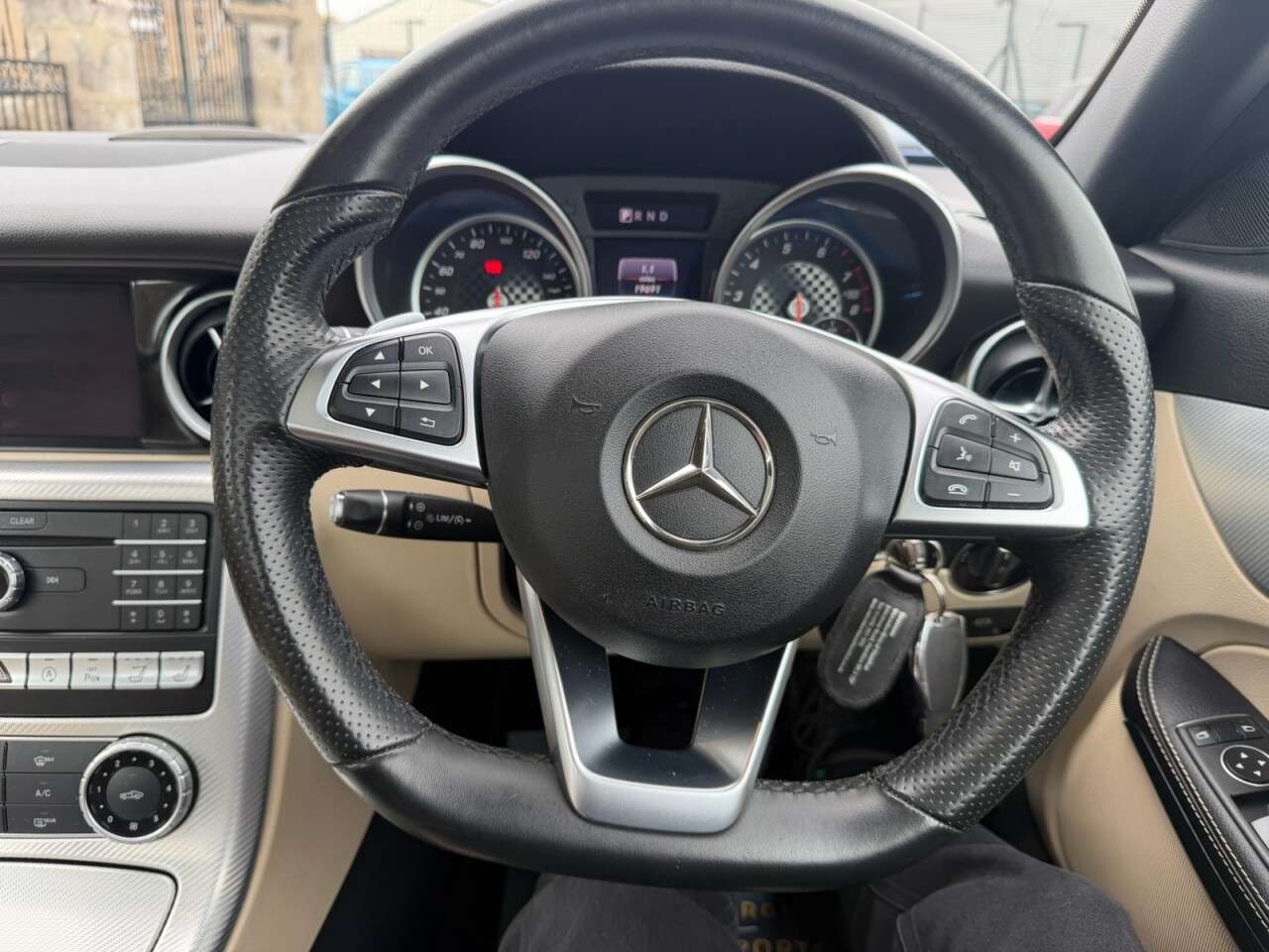 2017 MERCEDES-BENZ SLC 2017 MERCEDES-BENZ SLC