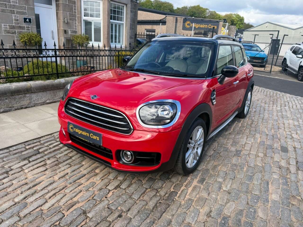 A 2019 MINI COUNTRYMAN 1.5 Cooper Exclusive SUV 5dr Petrol Steptronic Euro 6 (s/s) (136 ps) A 2019 MINI COUNTRYMAN 1.5 Cooper Exclusive SUV 5dr Petrol Steptronic Euro 6 (s/s) (136 ps)