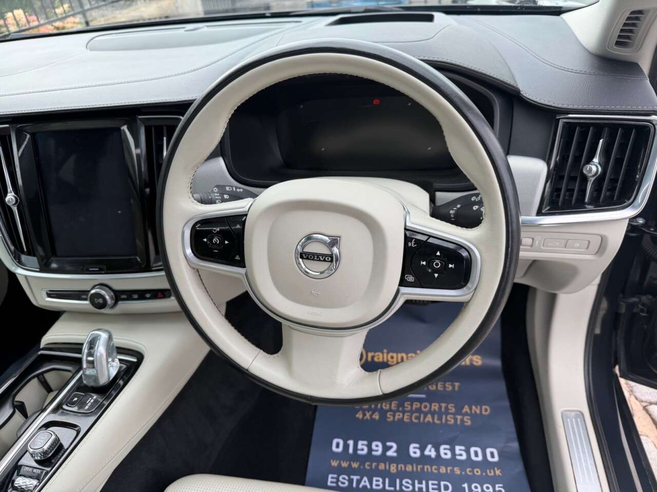 2018 VOLVO V90 2018 VOLVO V90