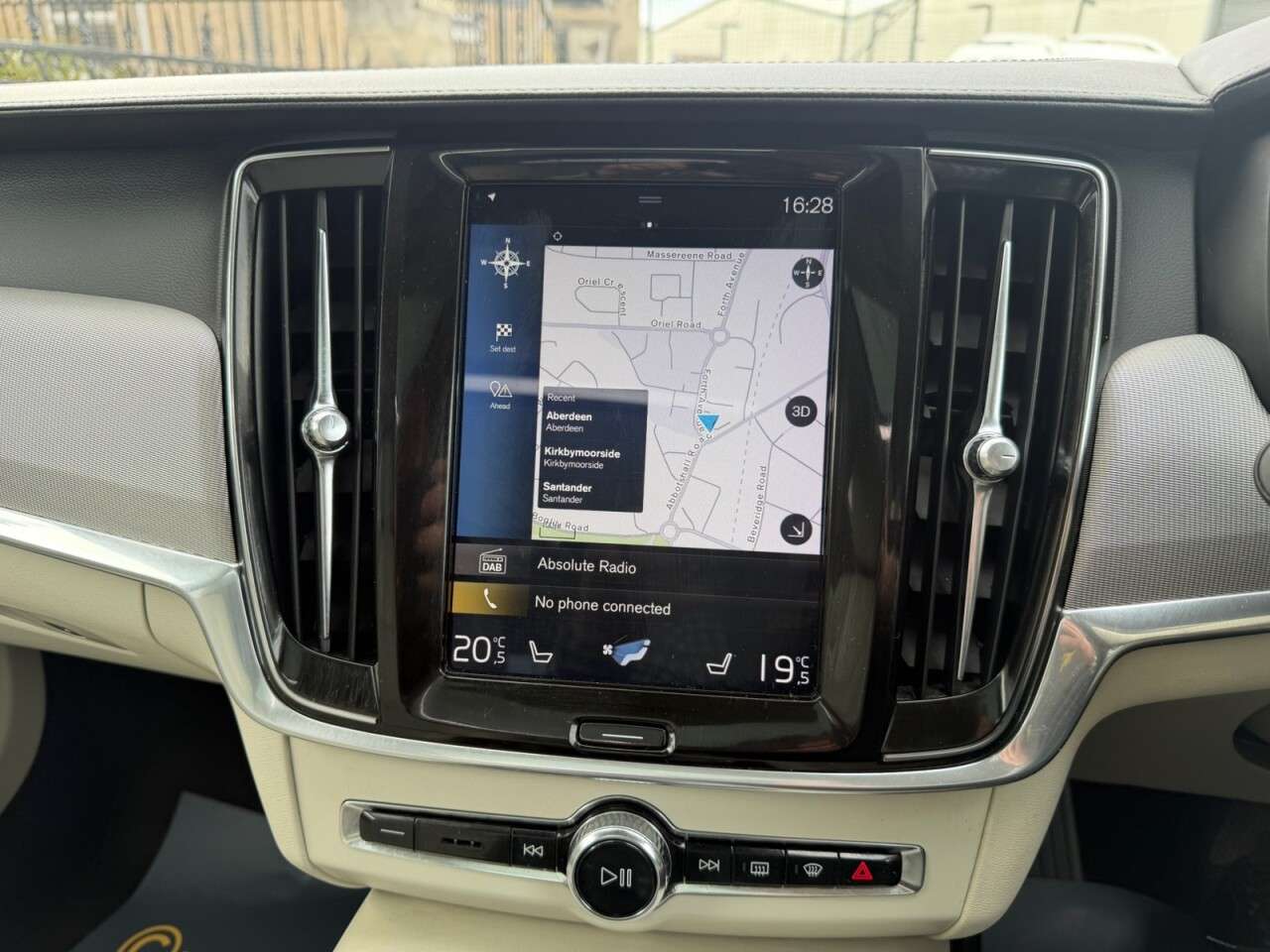 2018 VOLVO V90 2018 VOLVO V90