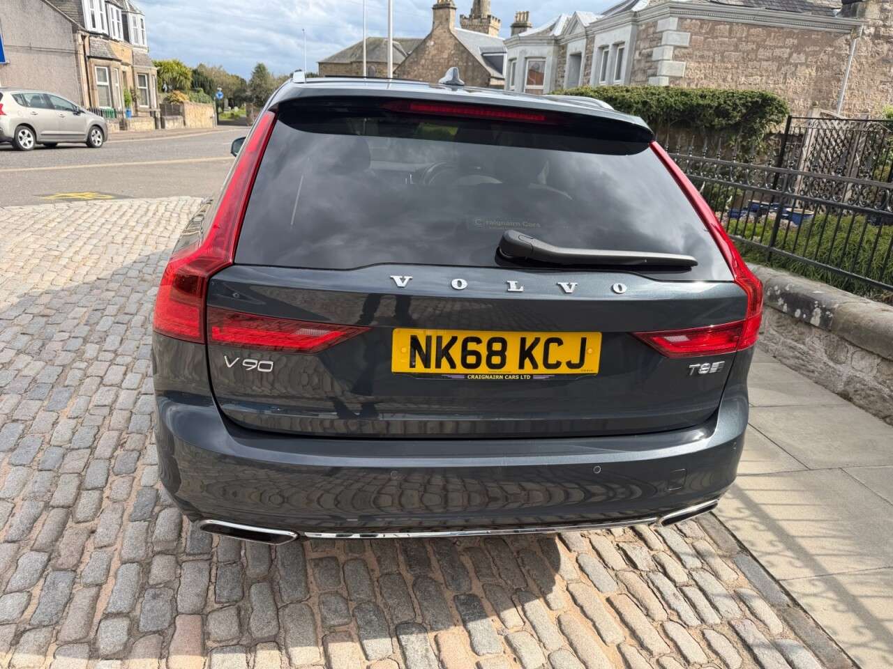2018 VOLVO V90 2018 VOLVO V90