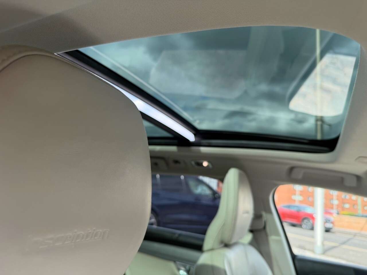 2018 VOLVO V90 2018 VOLVO V90