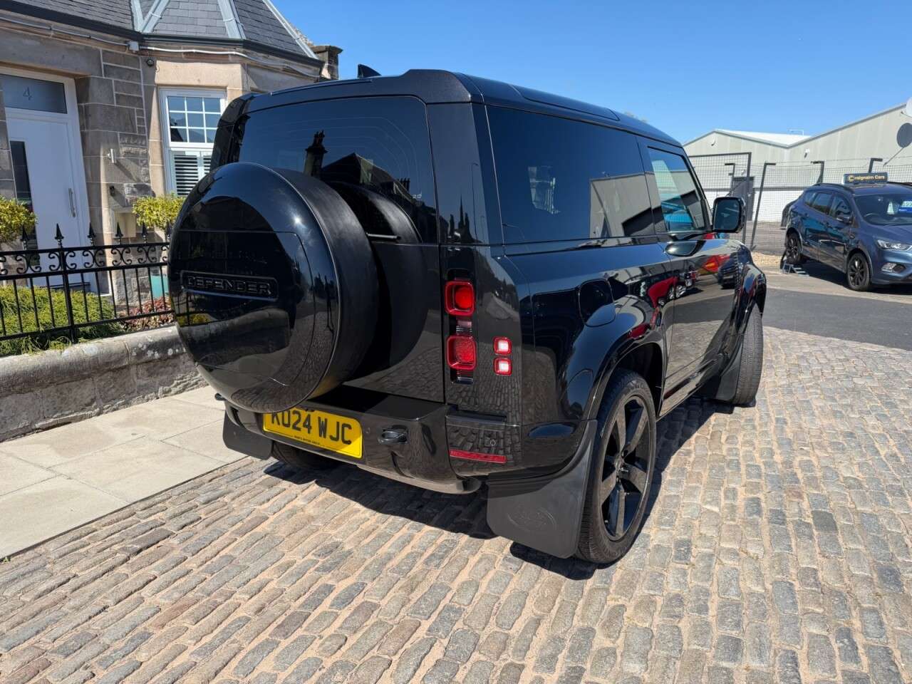 2024 LAND ROVER DEFENDER 90 2024 LAND ROVER DEFENDER 90