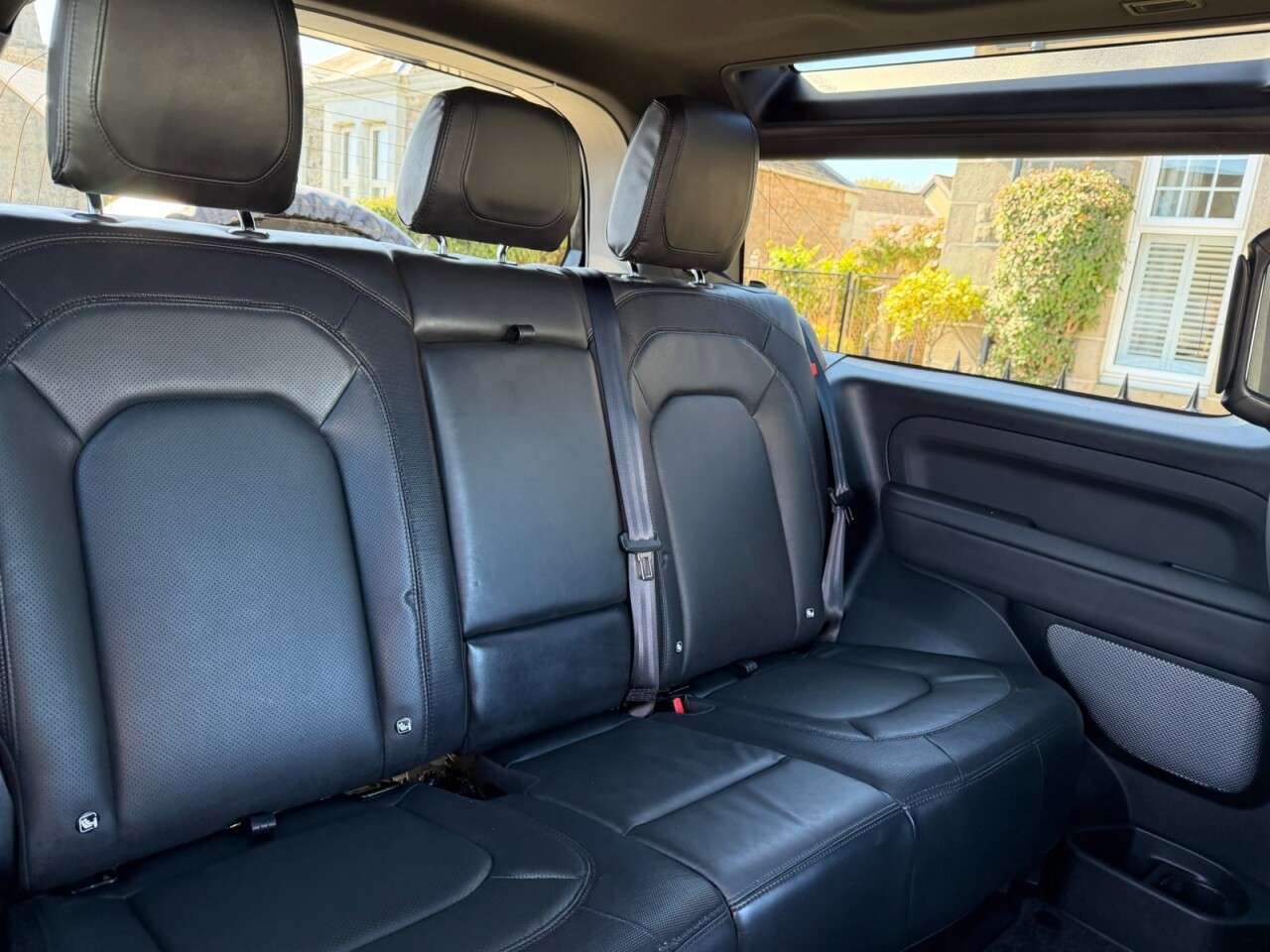 2024 LAND ROVER DEFENDER 90 2024 LAND ROVER DEFENDER 90