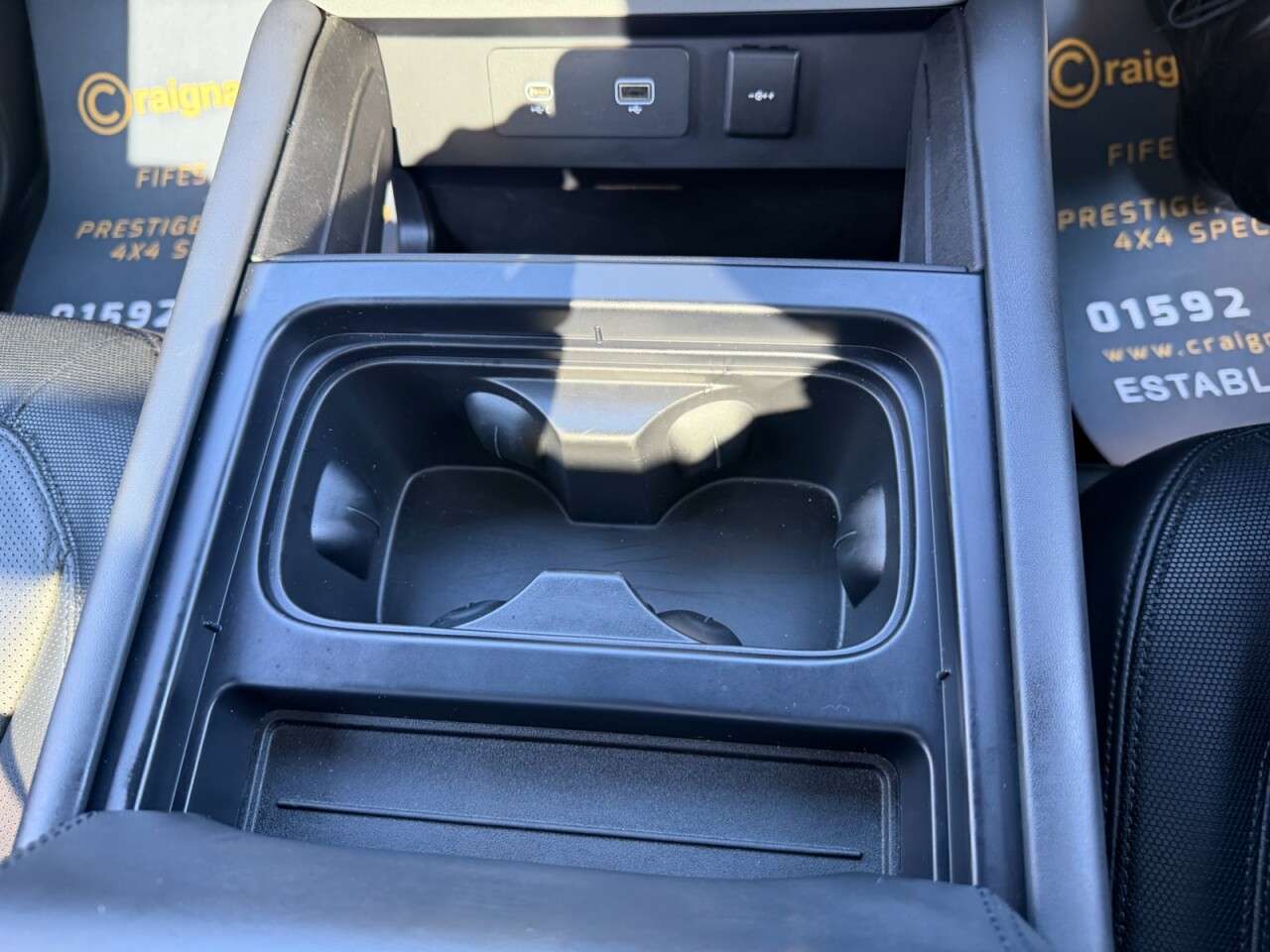 2024 LAND ROVER DEFENDER 90 2024 LAND ROVER DEFENDER 90