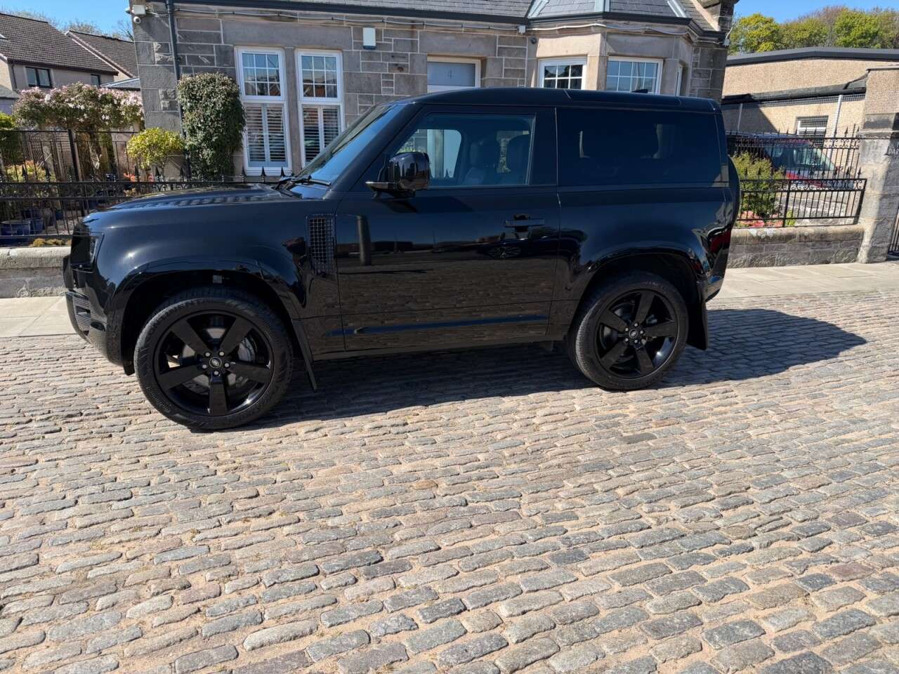 2024 LAND ROVER DEFENDER 90 2024 LAND ROVER DEFENDER 90
