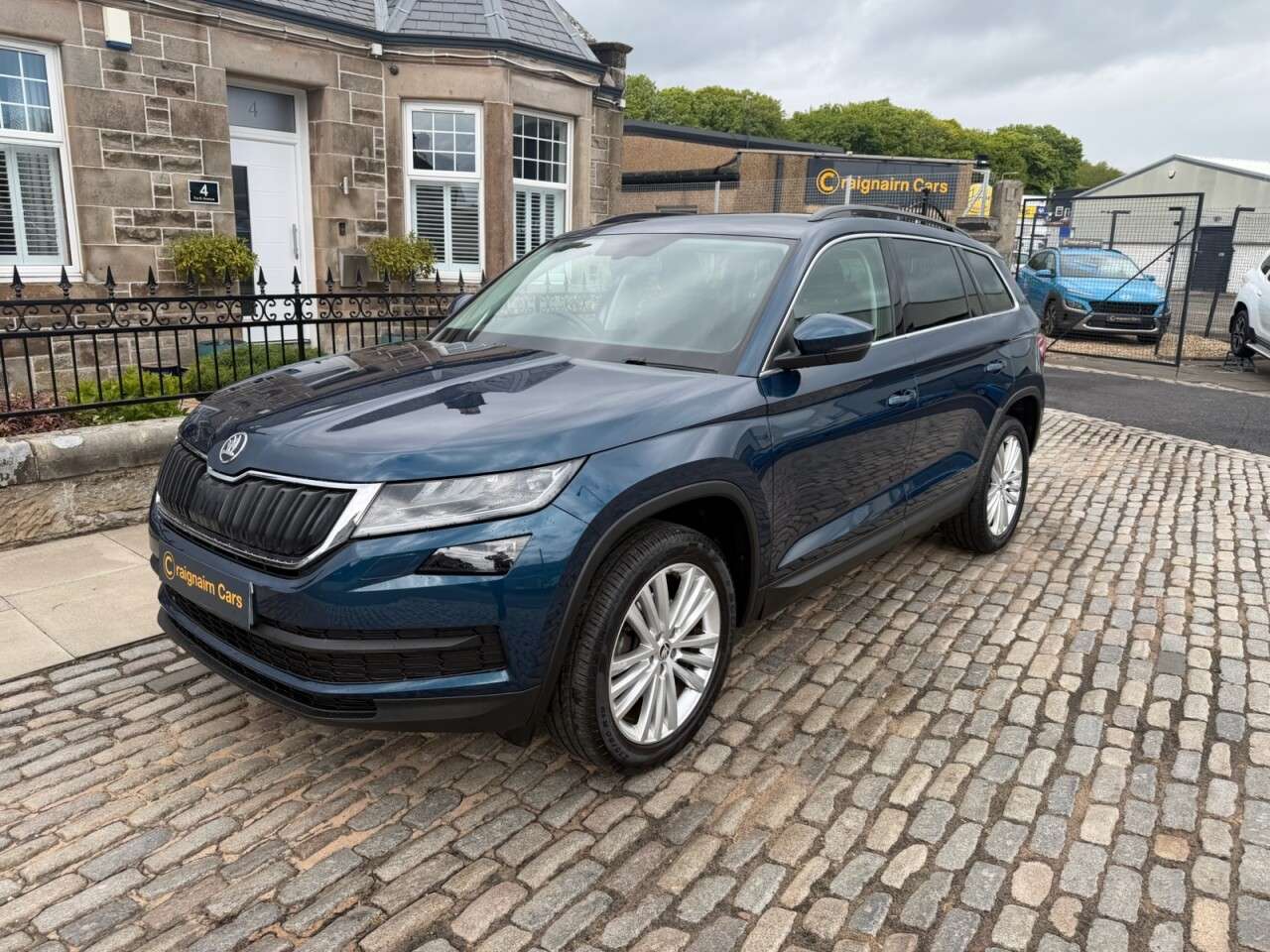 A 2017 SKODA KODIAQ 1.4 TSI ACT SE L SUV 5dr Petrol DSG 4WD Euro 6 (s/s) (7 Seat) (150 ps) A 2017 SKODA KODIAQ 1.4 TSI ACT SE L SUV 5dr Petrol DSG 4WD Euro 6 (s/s) (7 Seat) (150 ps)