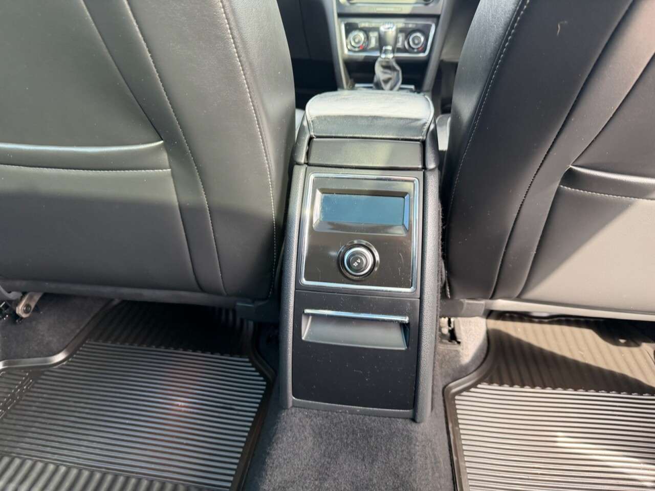 2014 SKODA SUPERB 2014 SKODA SUPERB