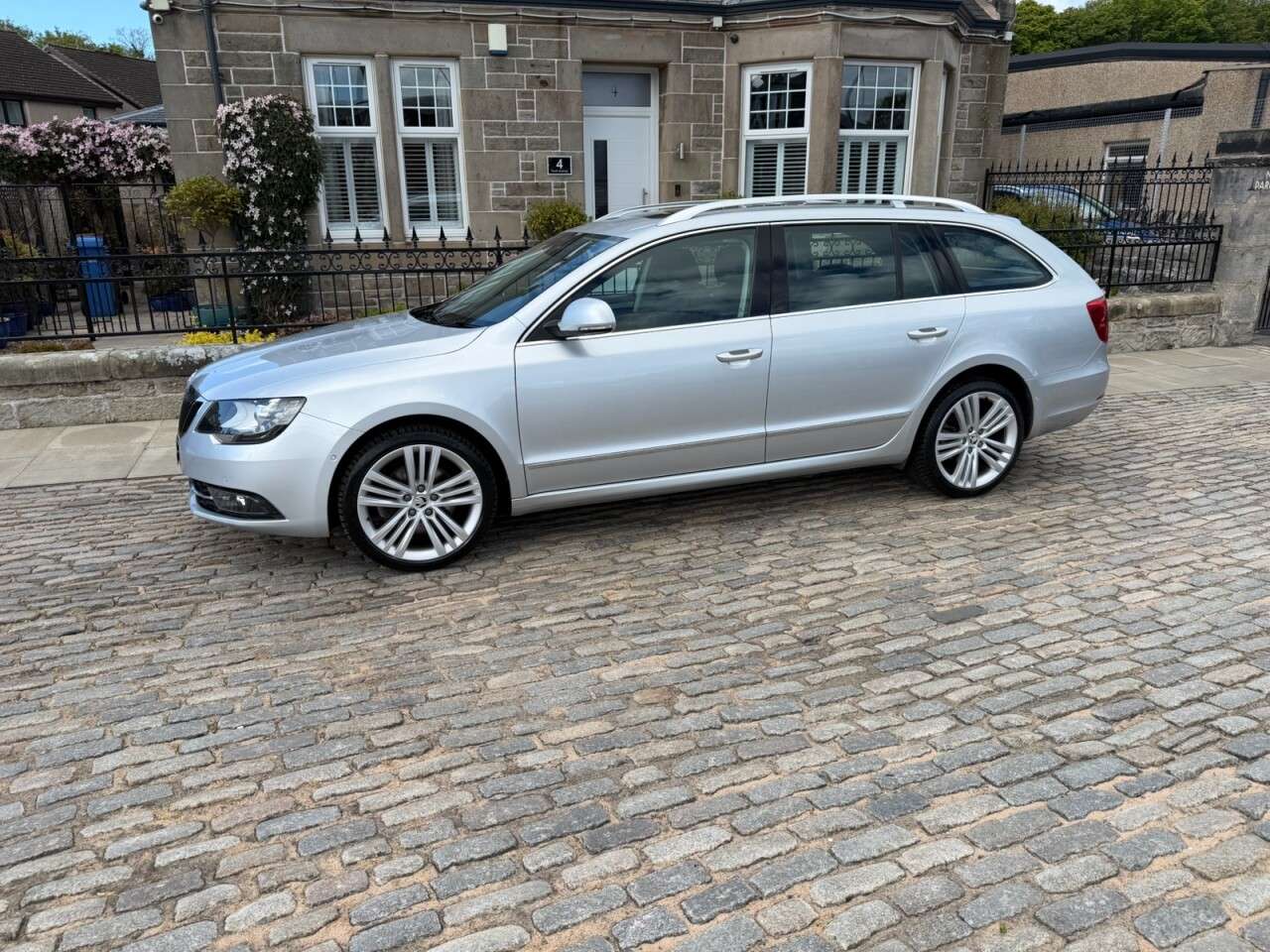 2014 SKODA SUPERB 2014 SKODA SUPERB