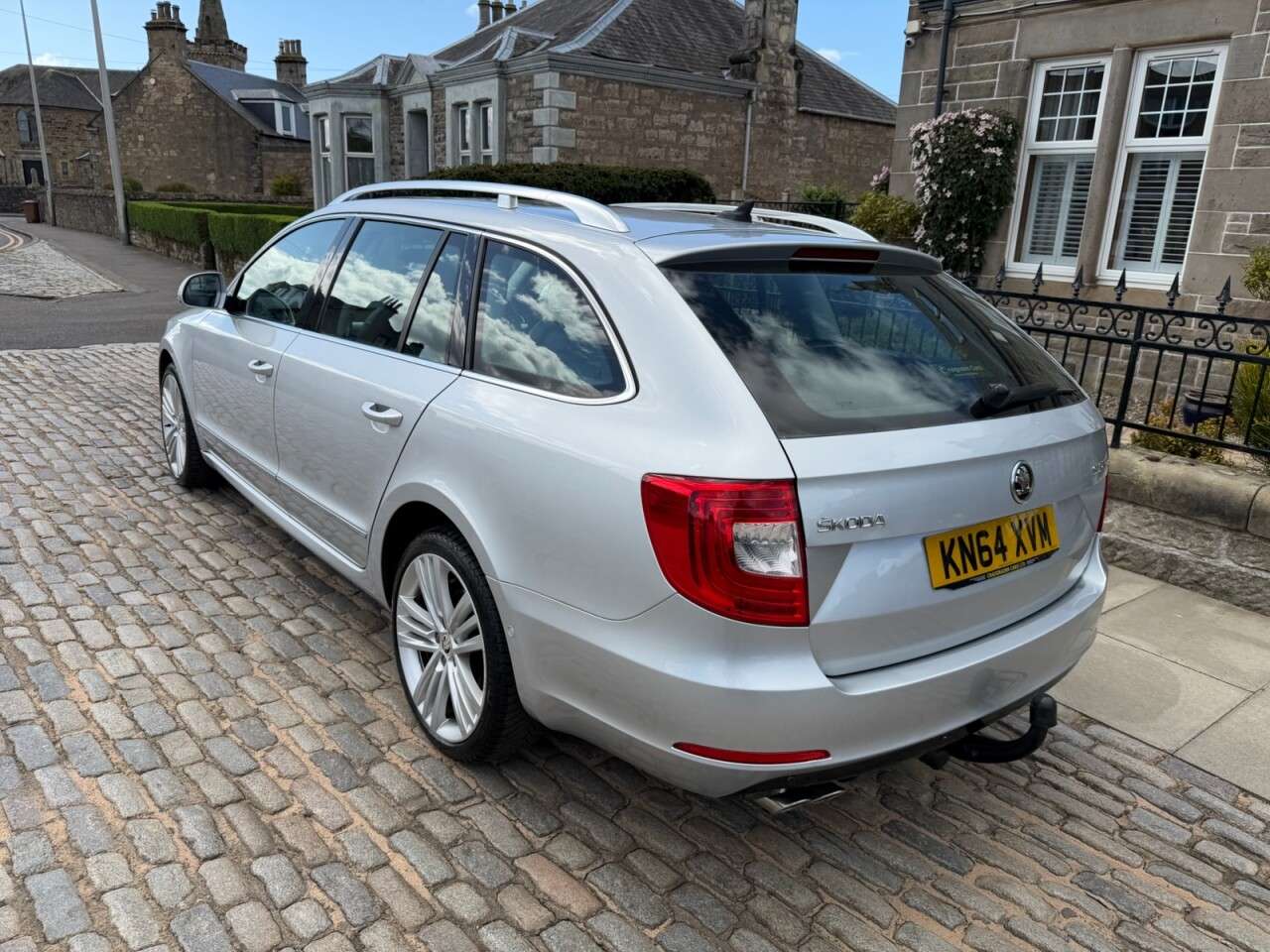 2014 SKODA SUPERB 2014 SKODA SUPERB