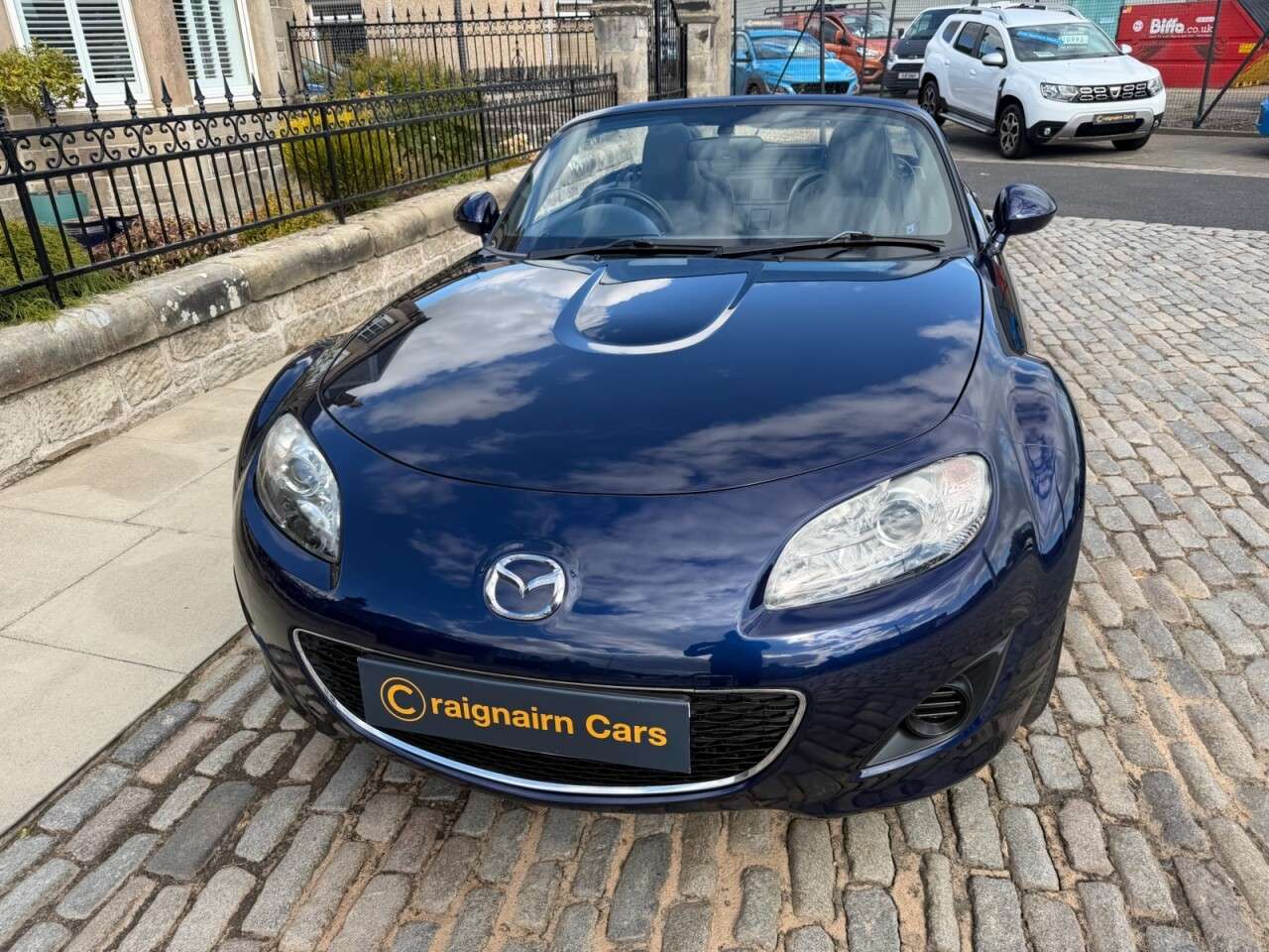 A 2012 MAZDA MX-5 1.8i SE Roadster 2dr Petrol Manual Euro 5 (126 ps) A 2012 MAZDA MX-5 1.8i SE Roadster 2dr Petrol Manual Euro 5 (126 ps)