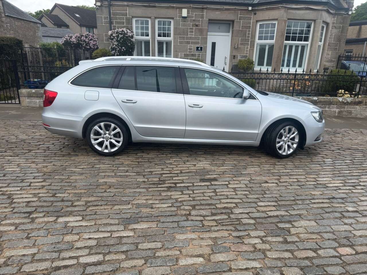 2015 SKODA SUPERB 2015 SKODA SUPERB