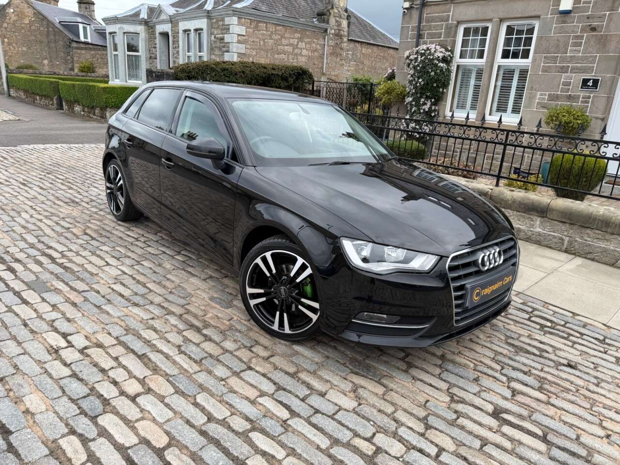 A 2014 AUDI A3 2.0 TDI SE Sportback 5dr Diesel Manual Euro 5 (s/s) (150 ps) A 2014 AUDI A3 2.0 TDI SE Sportback 5dr Diesel Manual Euro 5 (s/s) (150 ps)