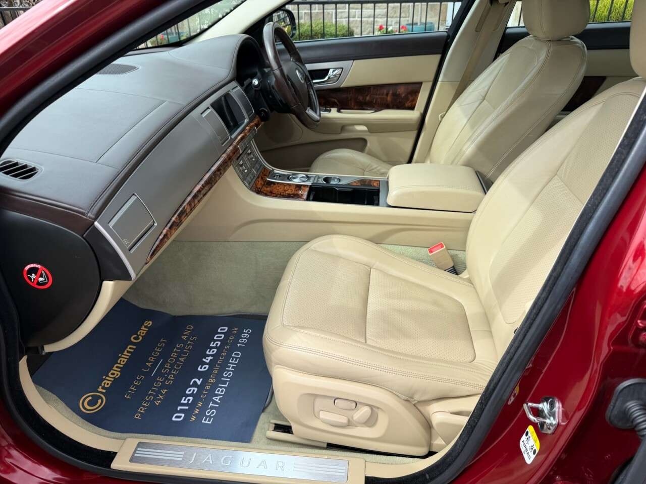 2010 JAGUAR XF 2010 JAGUAR XF