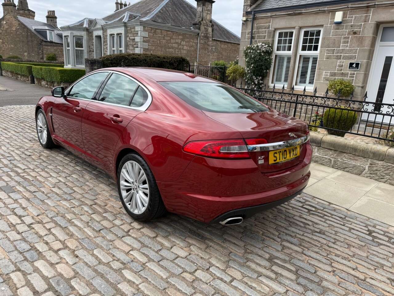2010 JAGUAR XF 2010 JAGUAR XF