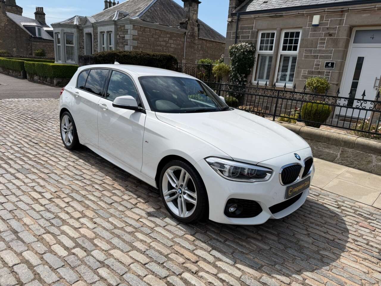 A 2016 BMW 1 SERIES 2.0 118d M Sport Hatchback 5dr Diesel Manual Euro 6 (s/s) (150 ps) A 2016 BMW 1 SERIES 2.0 118d M Sport Hatchback 5dr Diesel Manual Euro 6 (s/s) (150 ps)