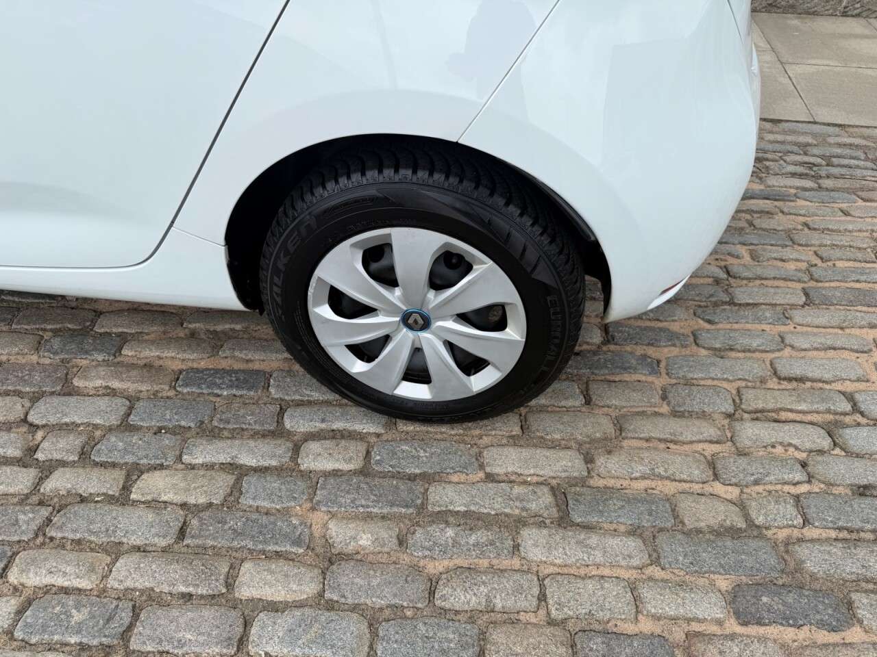 2020 RENAULT ZOE 2020 RENAULT ZOE