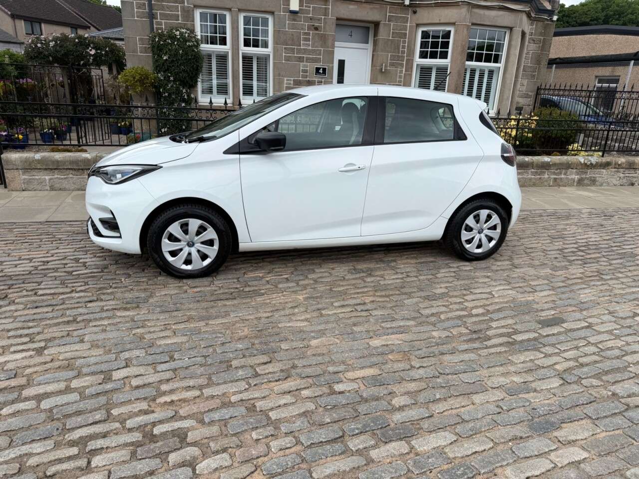 2020 RENAULT ZOE 2020 RENAULT ZOE