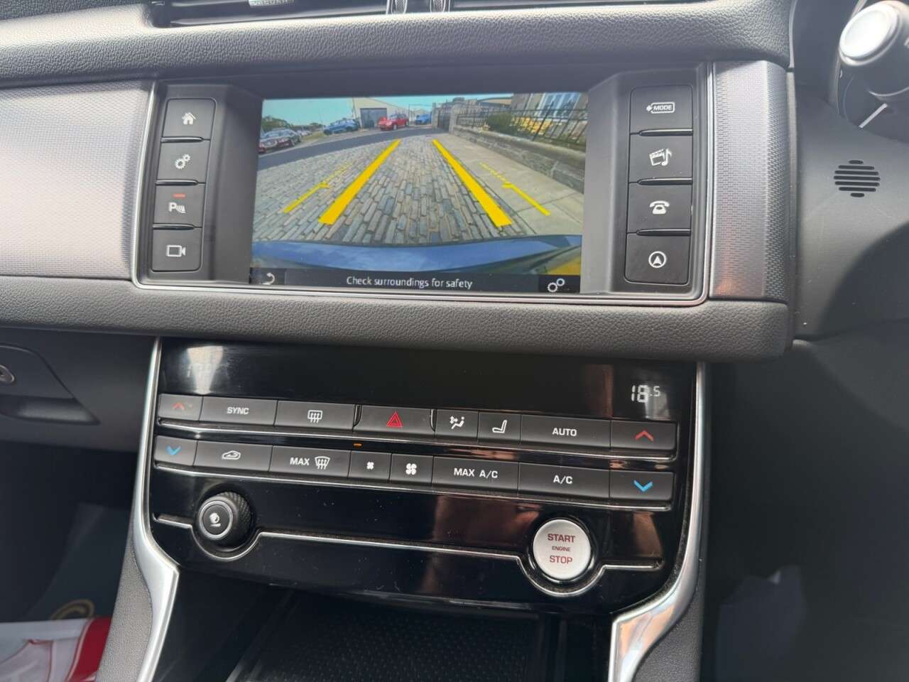 2018 JAGUAR XF 2018 JAGUAR XF