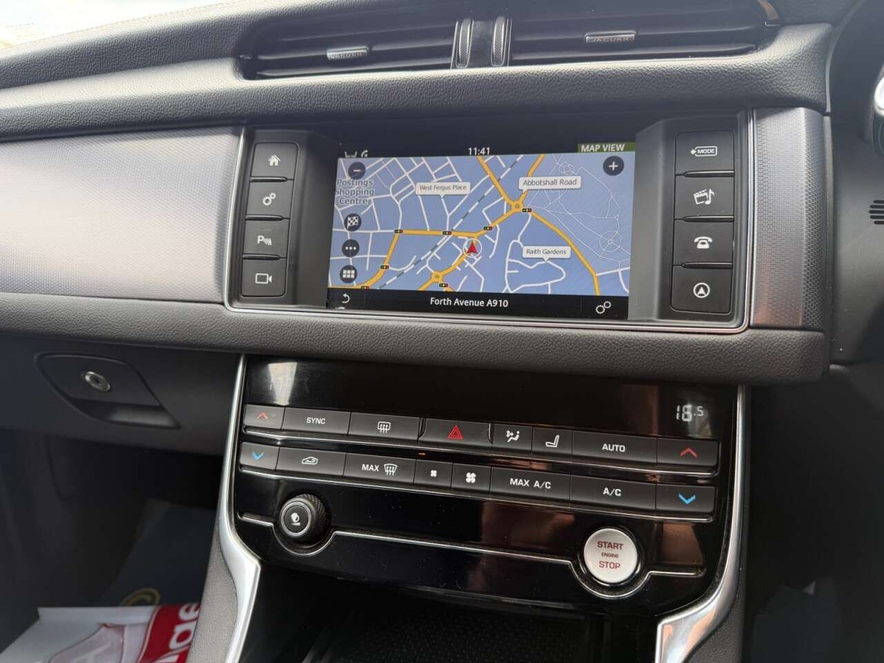 2018 JAGUAR XF 2018 JAGUAR XF