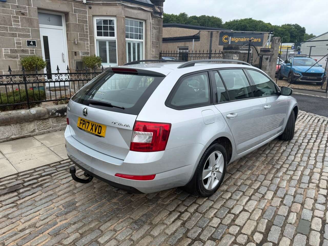 A 2017 SKODA OCTAVIA 2.0 TDI SE Estate 5dr Diesel Manual Euro 6 (s/s) (150 ps) A 2017 SKODA OCTAVIA 2.0 TDI SE Estate 5dr Diesel Manual Euro 6 (s/s) (150 ps)