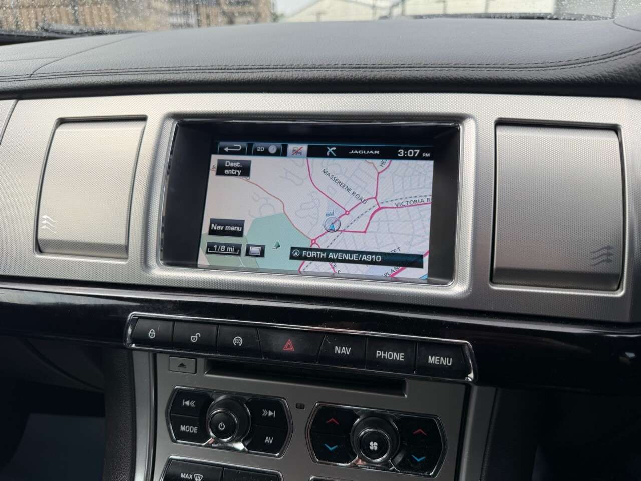 2014 JAGUAR XF 2014 JAGUAR XF