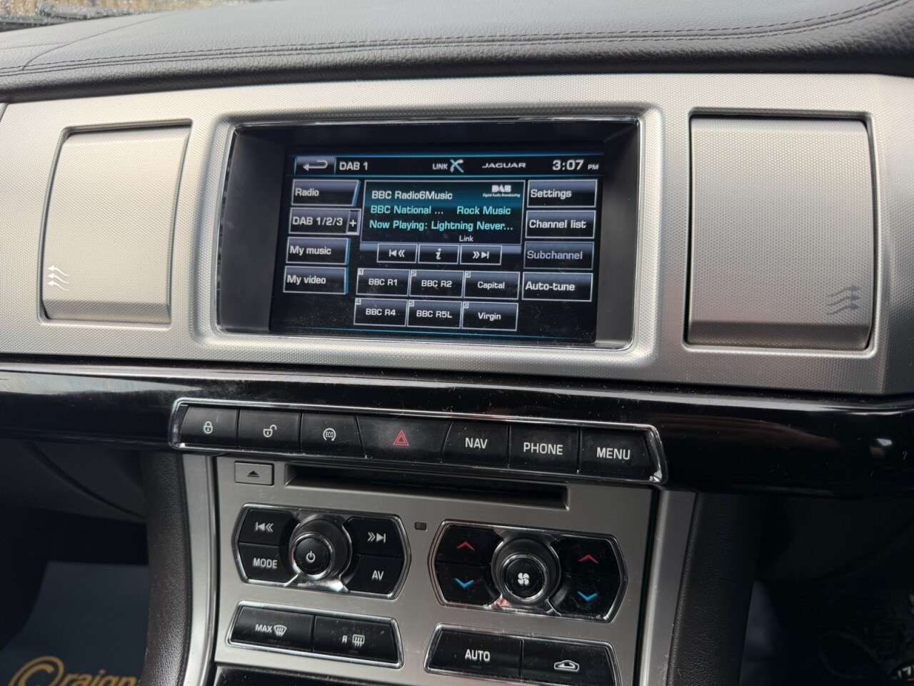 2014 JAGUAR XF 2014 JAGUAR XF