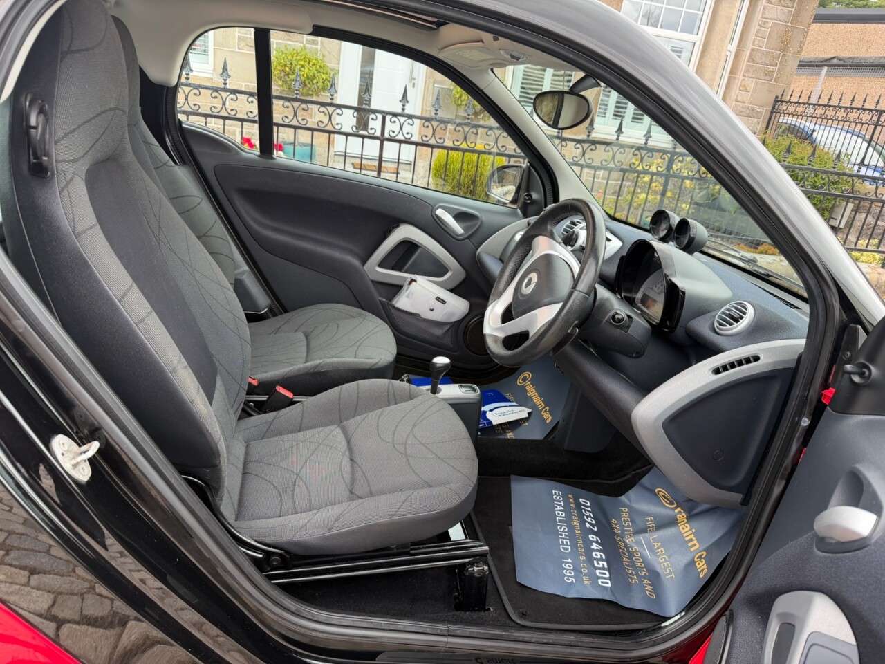 A 2013 SMART FORTWO 0.8 CDI Passion Coupe 2dr Diesel SoftTouch Euro 5 (54 bhp) A 2013 SMART FORTWO 0.8 CDI Passion Coupe 2dr Diesel SoftTouch Euro 5 (54 bhp)