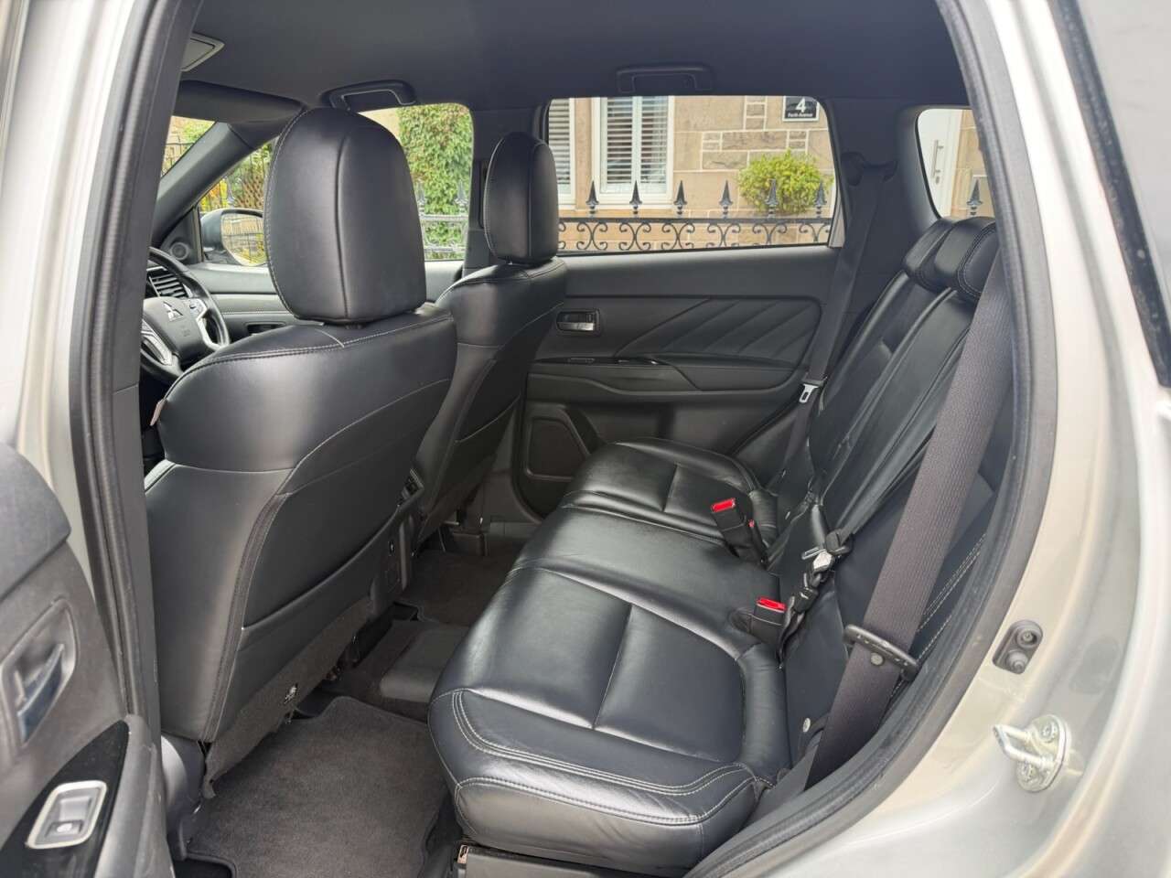 2019 MITSUBISHI OUTLANDER 2019 MITSUBISHI OUTLANDER