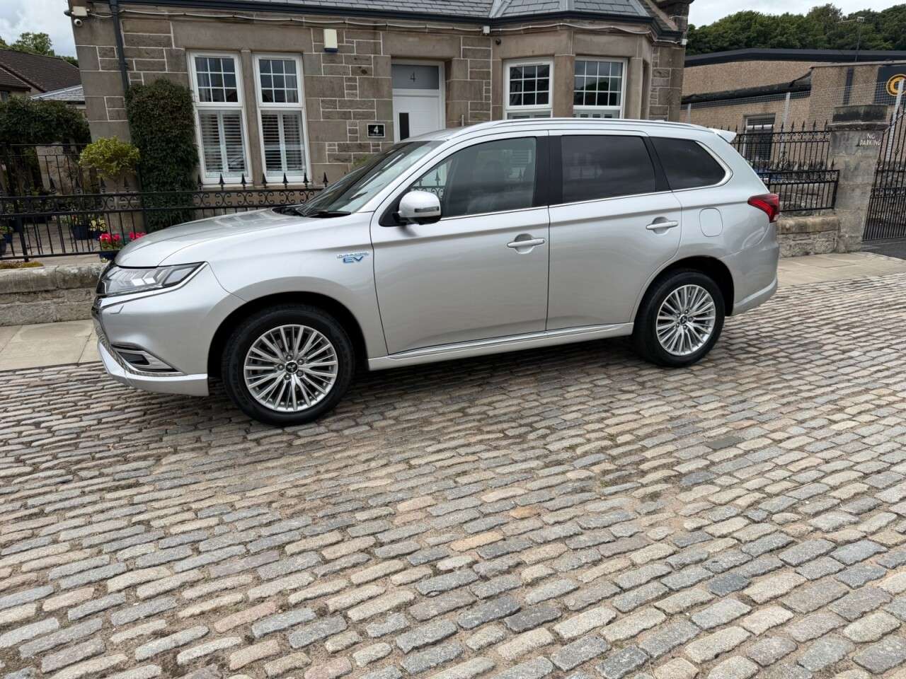 2019 MITSUBISHI OUTLANDER 2019 MITSUBISHI OUTLANDER