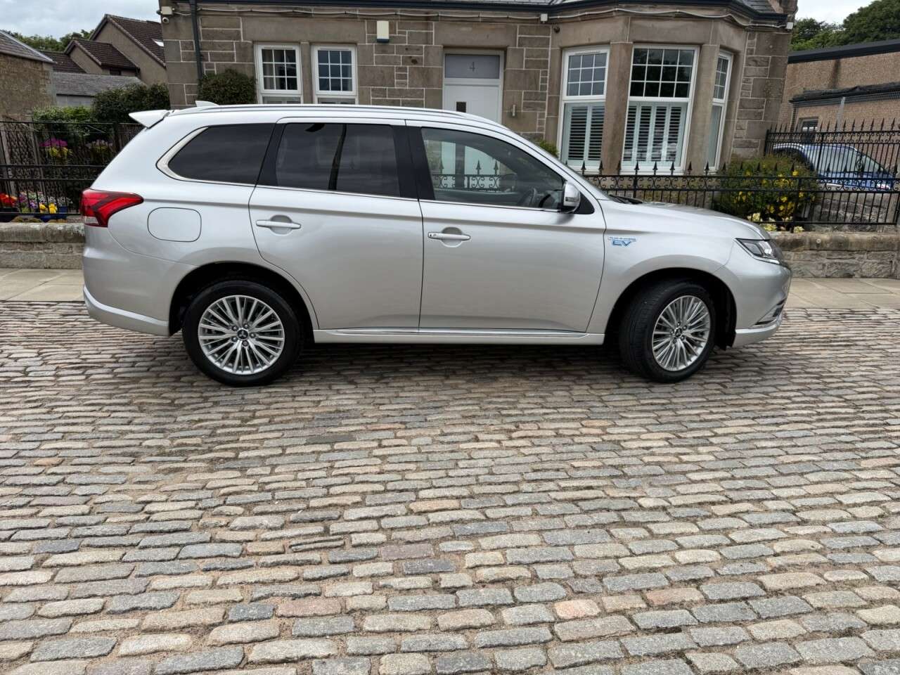 2019 MITSUBISHI OUTLANDER 2019 MITSUBISHI OUTLANDER