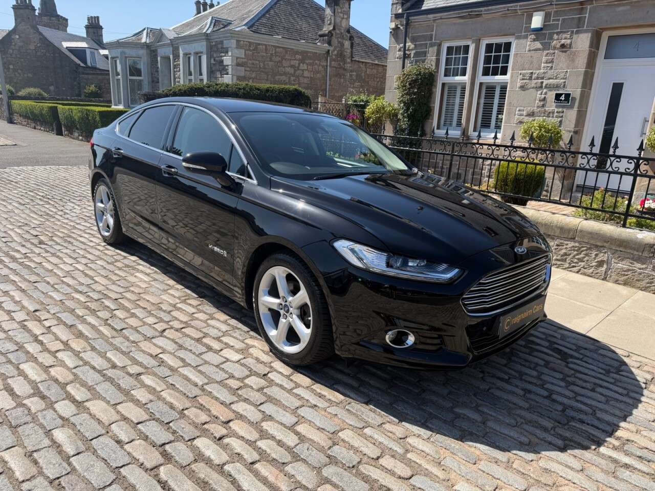 A 2017 FORD MONDEO 2.0 TiVCT Titanium Saloon 4dr Petrol Hybrid CVT Euro 6 (s/s) (187 ps) A 2017 FORD MONDEO 2.0 TiVCT Titanium Saloon 4dr Petrol Hybrid CVT Euro 6 (s/s) (187 ps)