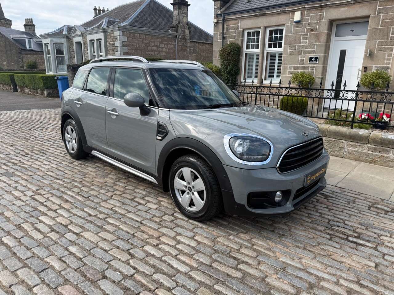 A 2018 MINI COUNTRYMAN 2.0 Cooper D SUV 5dr Diesel Manual Euro 6 (s/s) (150 ps) A 2018 MINI COUNTRYMAN 2.0 Cooper D SUV 5dr Diesel Manual Euro 6 (s/s) (150 ps)
