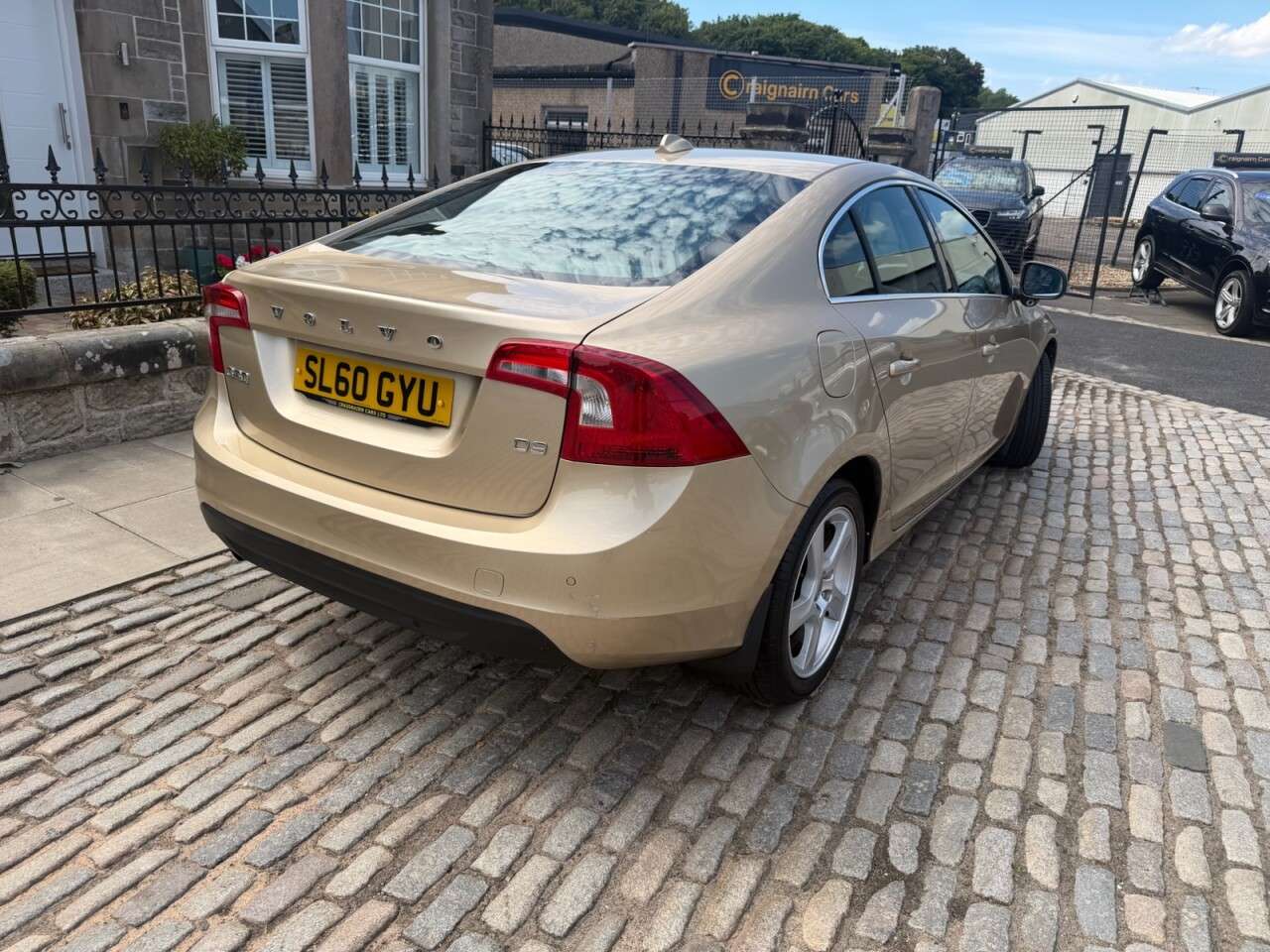 2010 VOLVO S60 2010 VOLVO S60