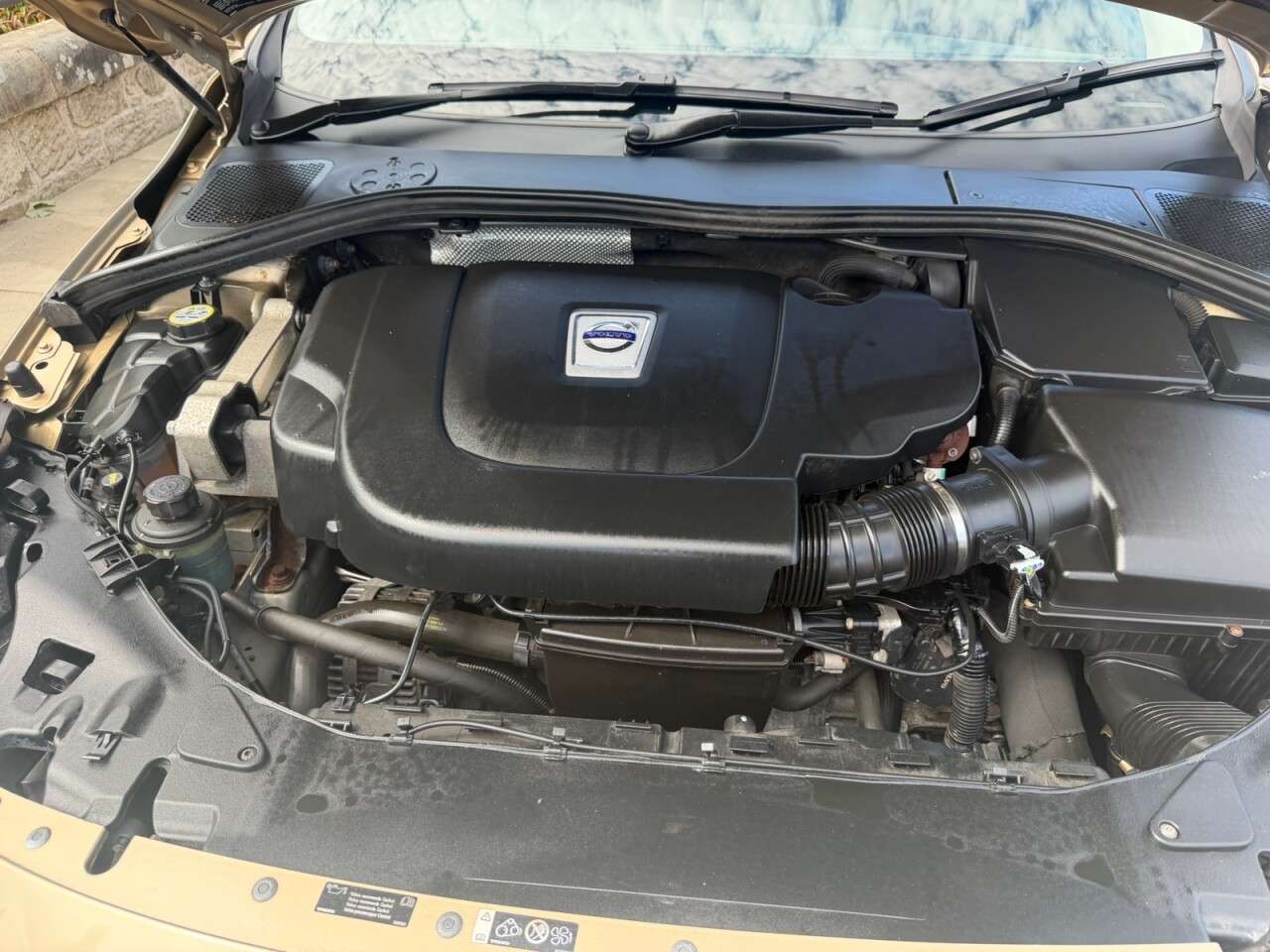2010 VOLVO S60 2010 VOLVO S60