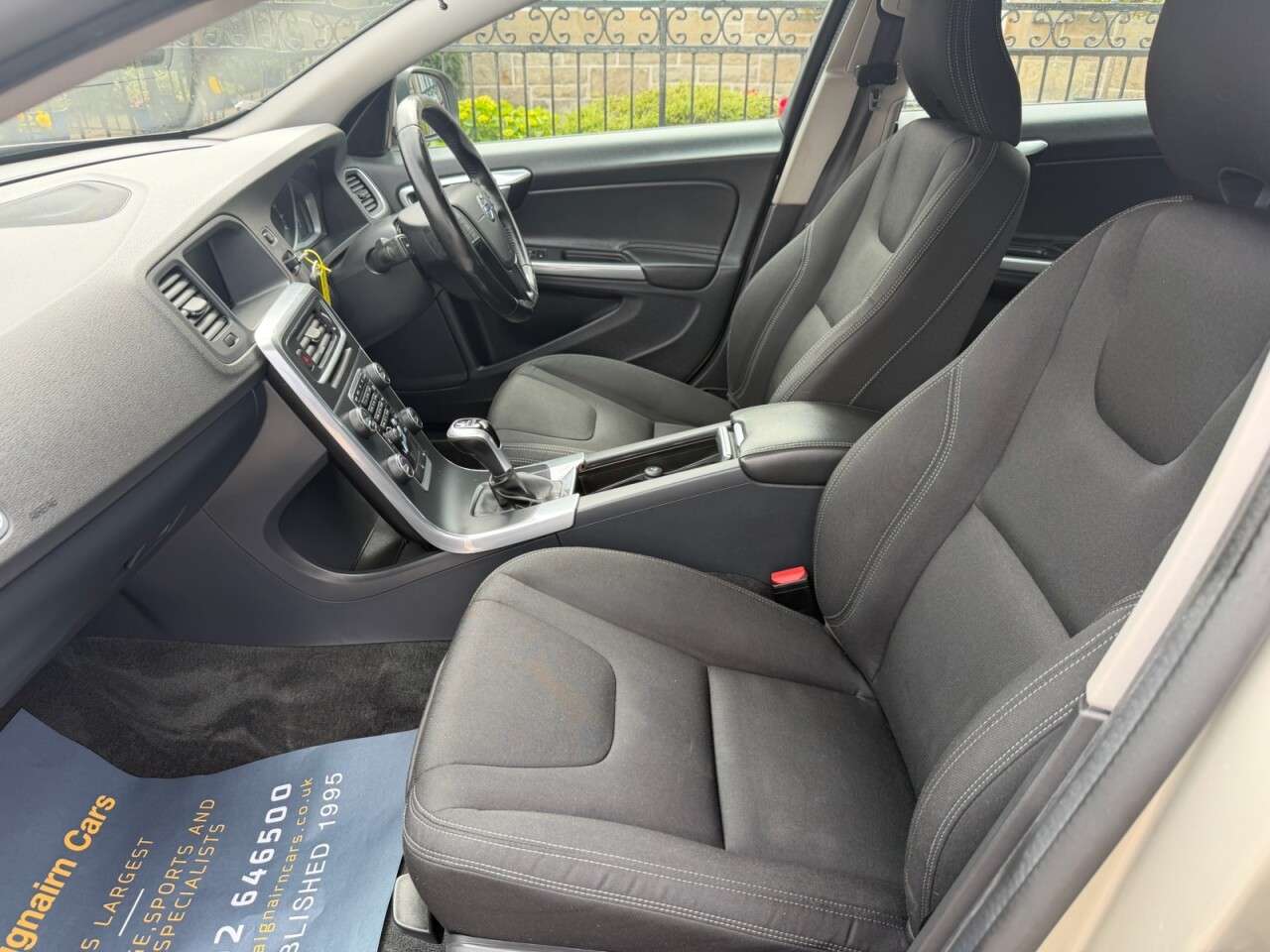 2016 VOLVO V60 2016 VOLVO V60
