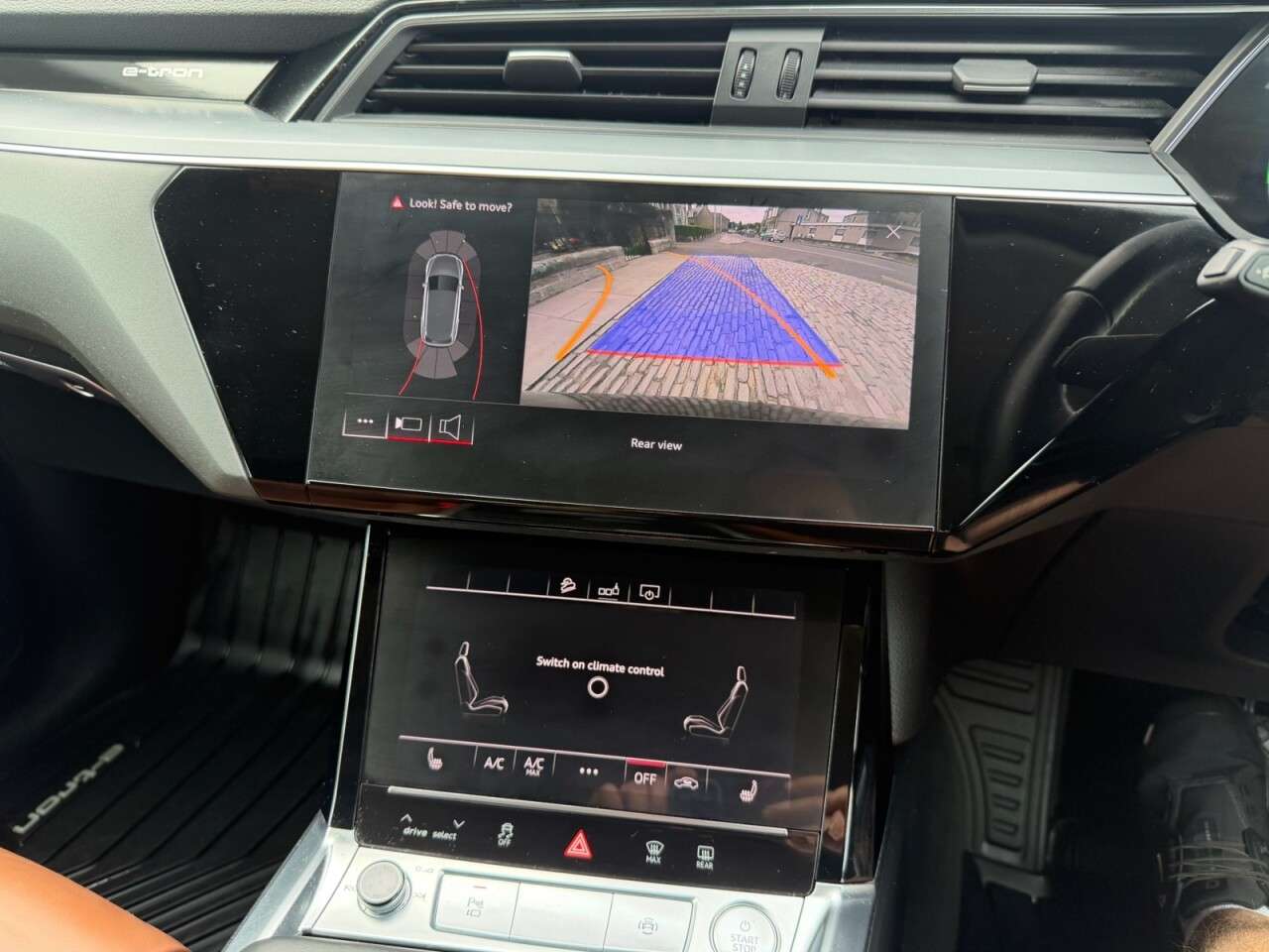 2020 AUDI E-TRON 2020 AUDI E-TRON