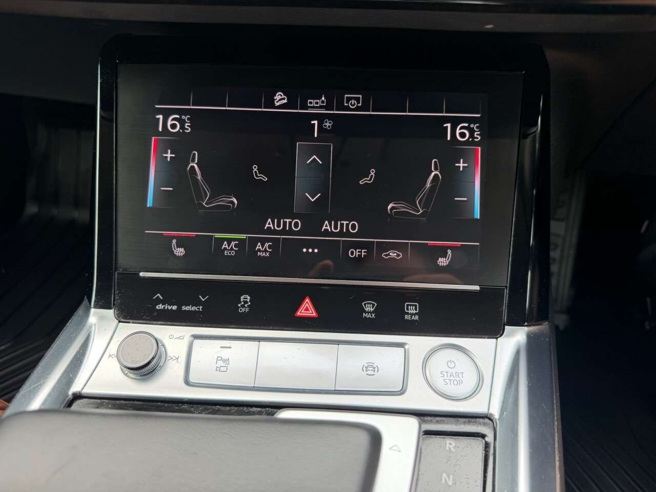 2020 AUDI E-TRON 2020 AUDI E-TRON