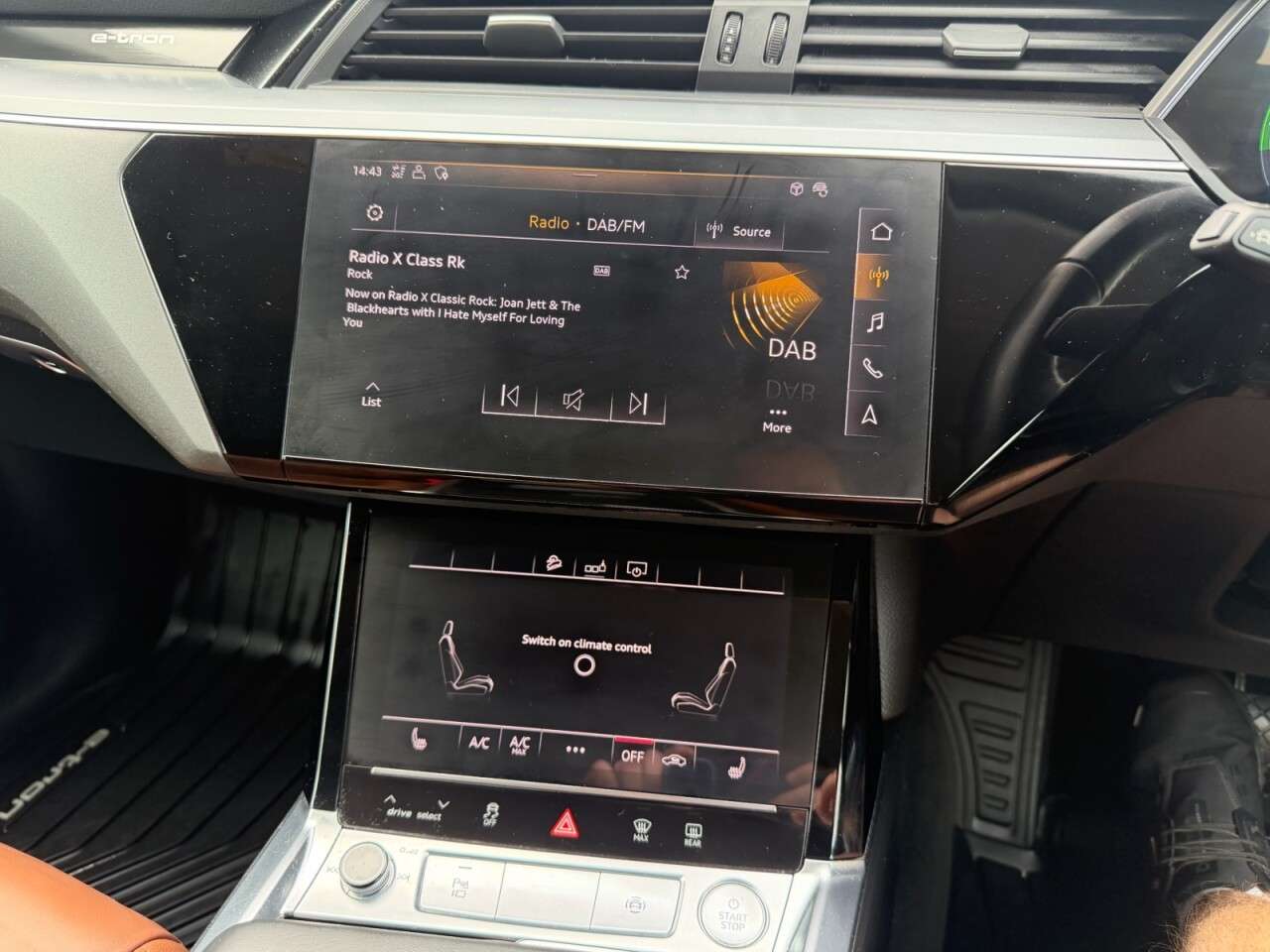 2020 AUDI E-TRON 2020 AUDI E-TRON